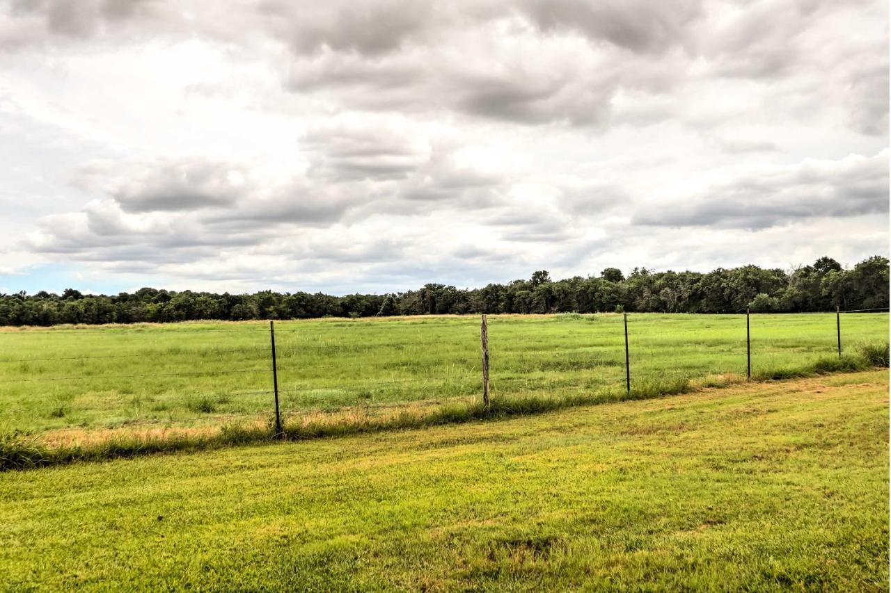 Carmine Cottage With Porch On Beautiful 60-Acre Farm Exterior photo